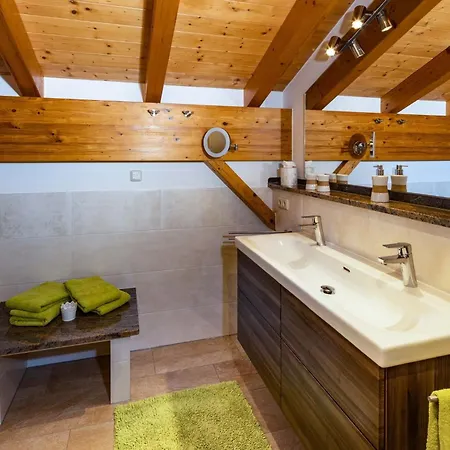 Gaestehaus Saegfeiler Lägenhet